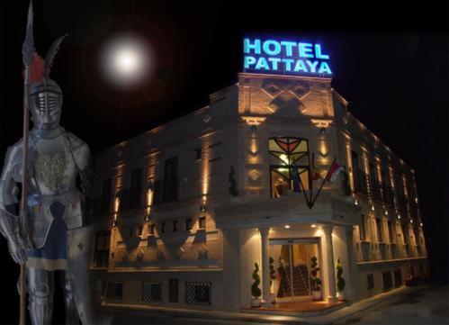 Hotel Pattaya Mocejon Exterior photo